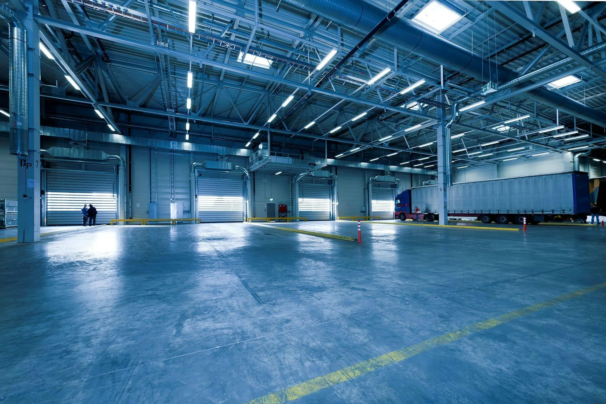 plateforme-logistique plateforme logistique avec grand espace pour livraison